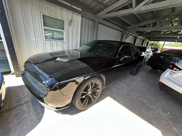 2C3CDZAG6JH216857 2018 DODGE CHALLENGER - Image 2
