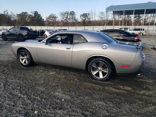 2C3CDZAG6JH236347 2018 DODGE CHALLENGER - Image 2