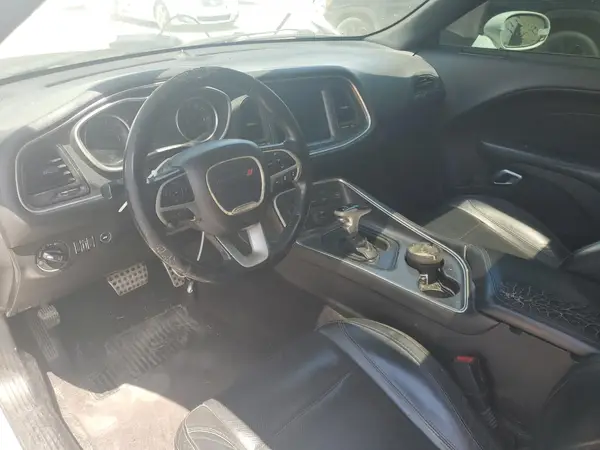 2C3CDZAG6JH258610 2018 DODGE CHALLENGER - Image 8