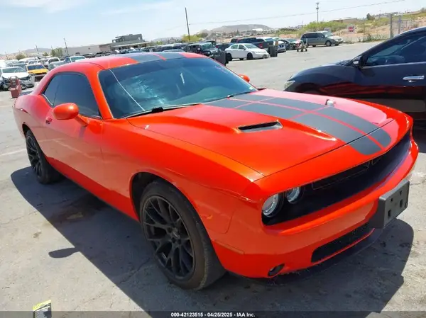 2C3CDZAG6JH271888 2018 DODGE CHALLENGER - Image 1