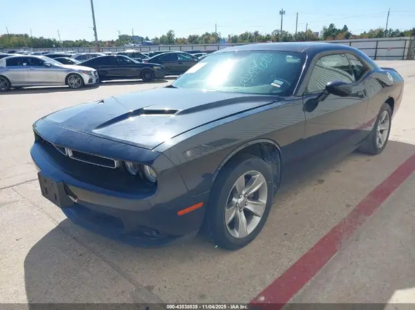 2C3CDZAG6JH294619 2018 DODGE CHALLENGER - Image 2