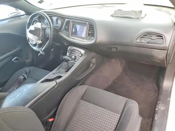 2C3CDZAG6JH297083 2018 DODGE CHALLENGER - Image 8