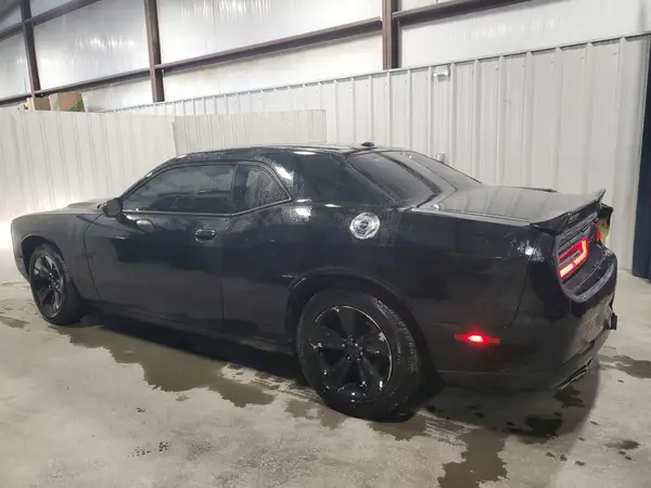 2C3CDZAG6JH310771 2018 DODGE CHALLENGER - Image 2