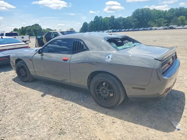2C3CDZAG6JH317574 2018 DODGE CHALLENGER - Image 2