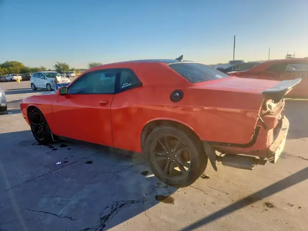 2C3CDZAG6JH328168 2018 DODGE CHALLENGER - Image 2
