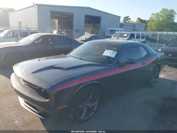 2C3CDZAG6KH503763 2019 DODGE CHALLENGER - Image 2