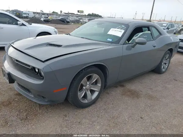 2C3CDZAG6KH525004 2019 DODGE CHALLENGER - Image 2