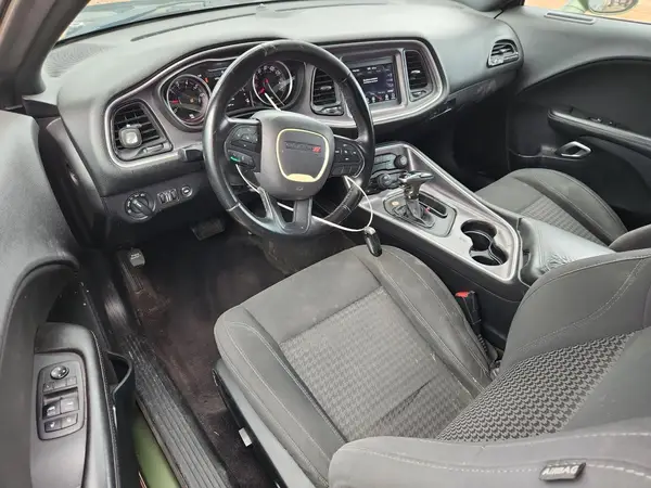 2C3CDZAG6KH529912 2019 DODGE CHALLENGER - Image 8