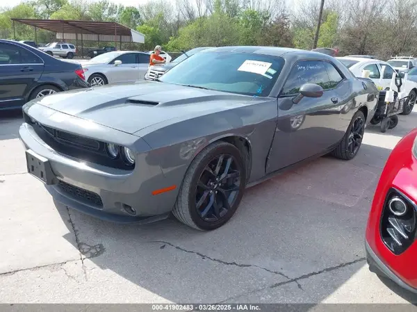 2C3CDZAG6KH557421 2019 DODGE CHALLENGER - Image 2