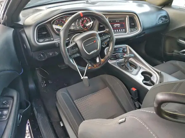 2C3CDZAG6KH560626 2019 DODGE CHALLENGER - Image 8