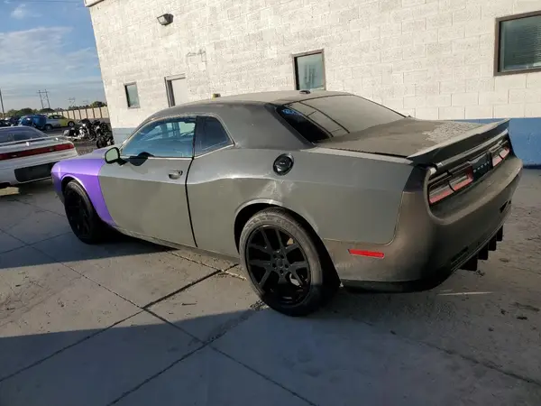 2C3CDZAG6KH574848 2019 DODGE CHALLENGER - Image 2