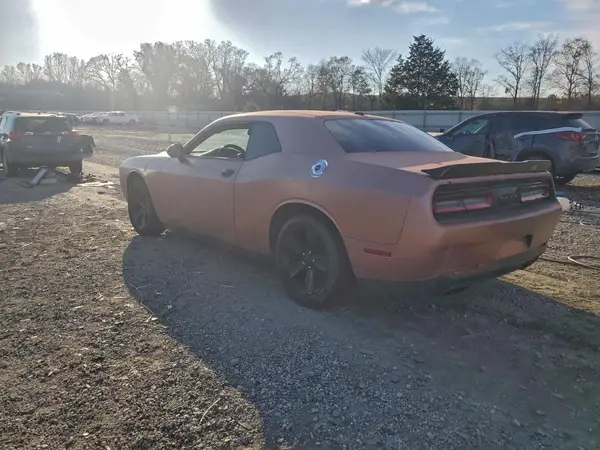 2C3CDZAG6KH627967 2019 DODGE CHALLENGER - Image 2