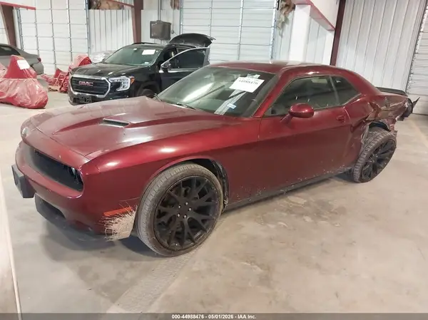 2C3CDZAG6KH649550 2019 DODGE CHALLENGER - Image 2