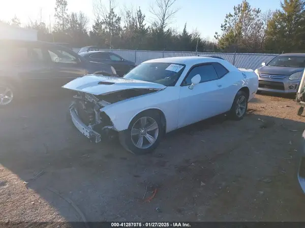 2C3CDZAG6KH671841 2019 DODGE CHALLENGER - Image 2