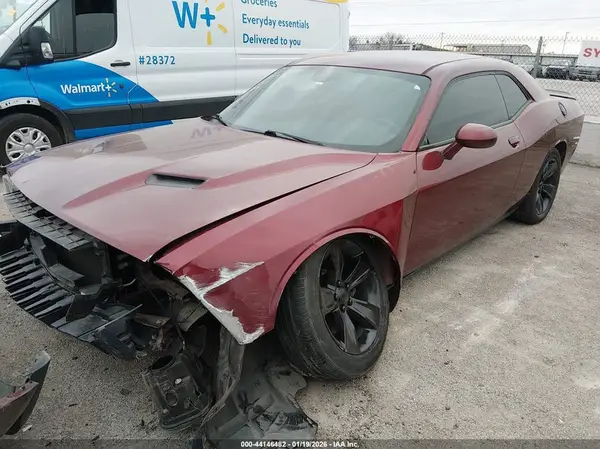 2C3CDZAG6KH671967 2019 DODGE CHALLENGER - Image 2
