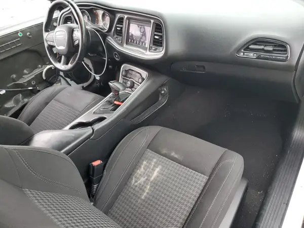 2C3CDZAG6KH675095 2019 DODGE CHALLENGER - Image 8