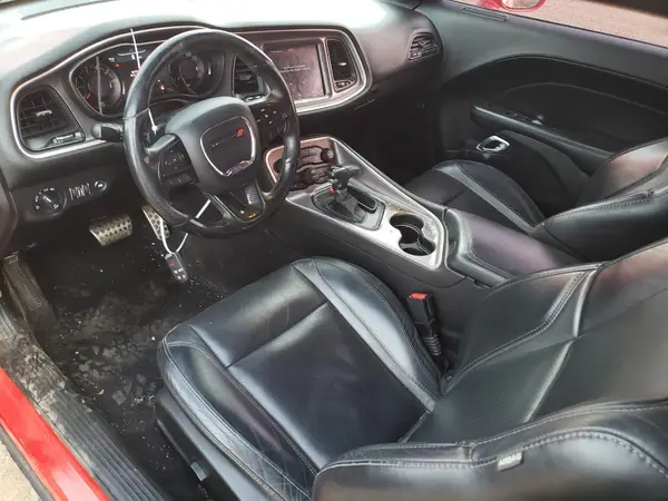 2C3CDZAG6KH684587 2019 DODGE CHALLENGER - Image 8