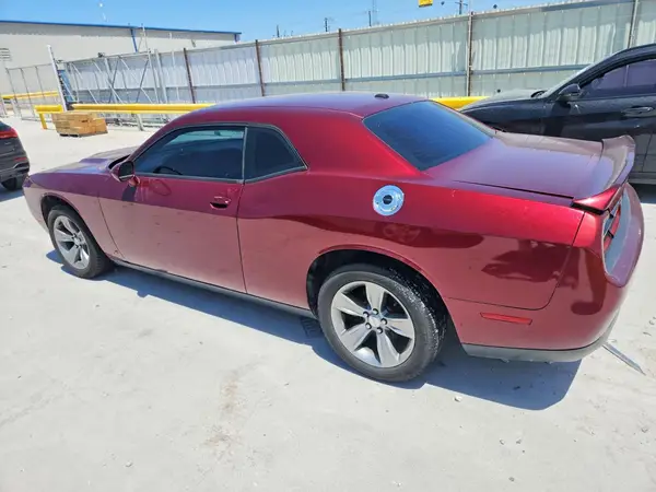 2C3CDZAG6KH686324 2019 DODGE CHALLENGER - Image 2