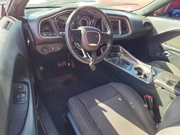 2C3CDZAG6KH694262 2019 DODGE CHALLENGER - Image 8