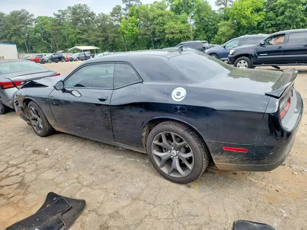 2C3CDZAG6KH733884 2019 DODGE CHALLENGER - Image 2
