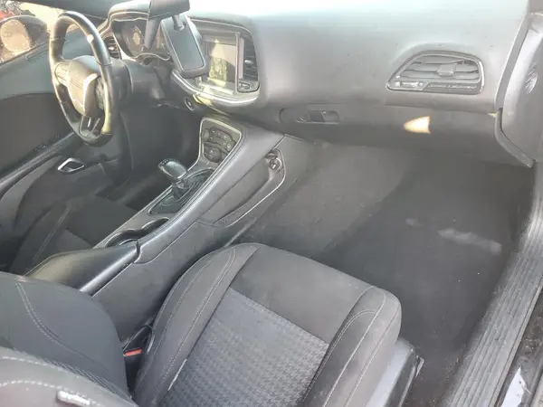 2C3CDZAG6KH743928 2019 DODGE CHALLENGER - Image 8
