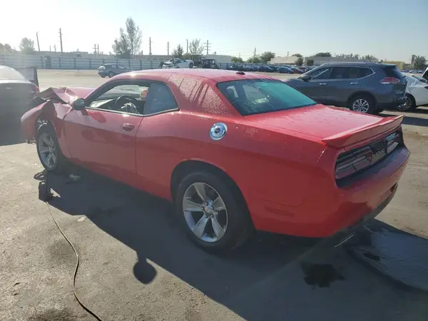 2C3CDZAG6KH748031 2019 DODGE CHALLENGER - Image 2