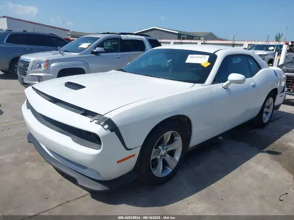 2C3CDZAG6LH105406 2020 DODGE CHALLENGER - Image 2