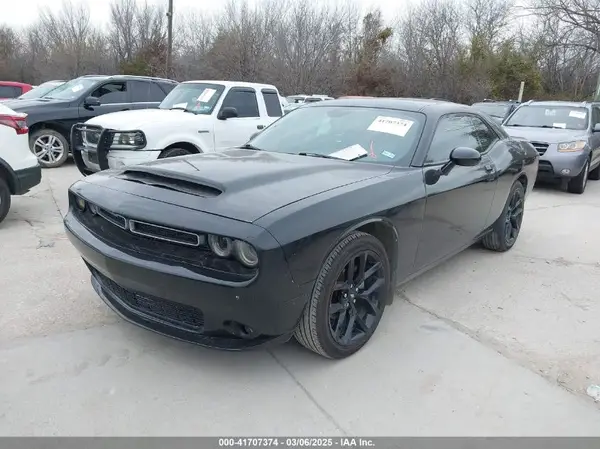 2C3CDZAG6LH110024 2020 DODGE CHALLENGER - Image 2