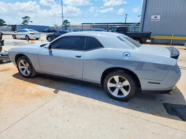 2C3CDZAG6MH526558 2021 DODGE CHALLENGER - Image 2