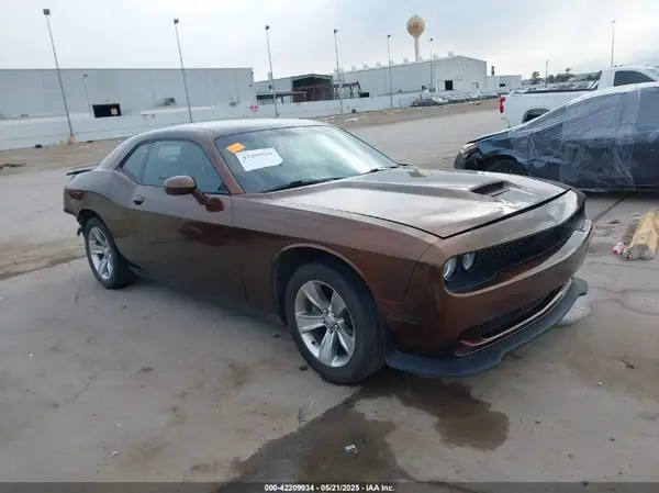 2C3CDZAG6MH637529 2021 DODGE CHALLENGER - Image 1