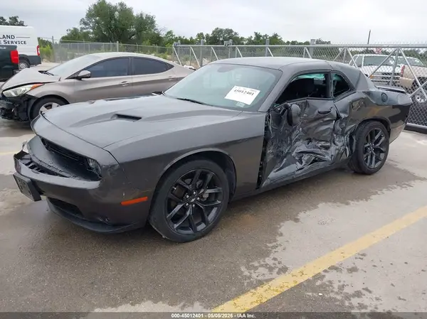 2C3CDZAG6PH568099 2023 DODGE CHALLENGER - Image 2