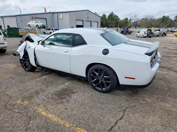2C3CDZAG6PH570841 2023 DODGE CHALLENGER - Image 2