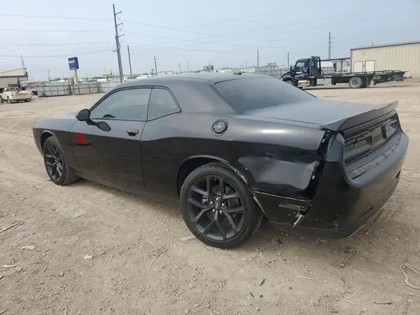 2C3CDZAG6PH570922 2023 DODGE CHALLENGER - Image 2