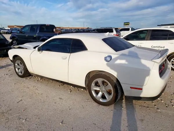 2C3CDZAG7GH108143 2016 DODGE CHALLENGER - Image 2