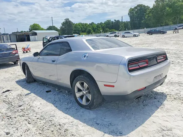 2C3CDZAG7GH157570 2016 DODGE CHALLENGER - Image 2