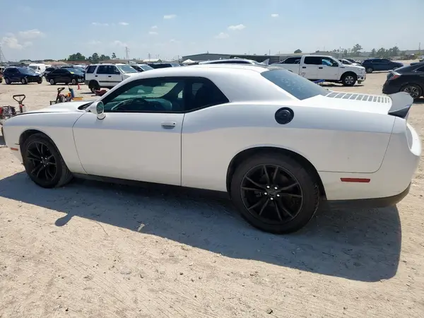 2C3CDZAG7GH164793 2016 DODGE CHALLENGER - Image 2