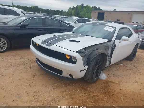 2C3CDZAG7GH202958 2016 DODGE CHALLENGER - Image 2