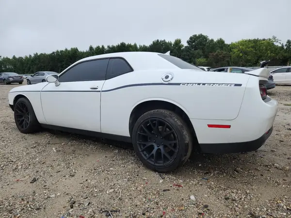 2C3CDZAG7GH218318 2016 DODGE CHALLENGER - Image 2