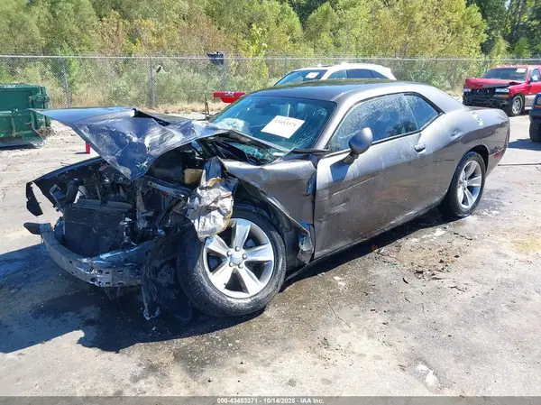 2C3CDZAG7GH221347 2016 DODGE CHALLENGER - Image 2