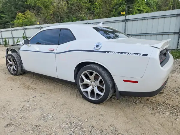 2C3CDZAG7GH230940 2016 DODGE CHALLENGER - Image 2