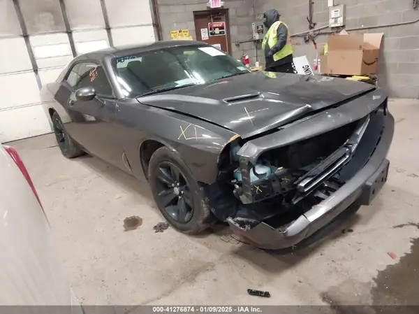 2C3CDZAG7GH236415 2016 DODGE CHALLENGER - Image 1