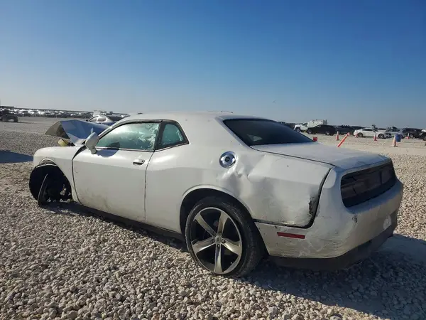 2C3CDZAG7GH236544 2016 DODGE CHALLENGER - Image 2