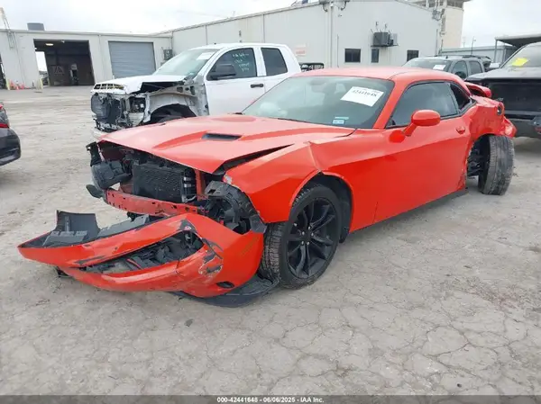 2C3CDZAG7GH300615 2016 DODGE CHALLENGER - Image 2