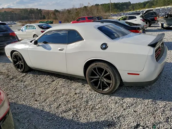 2C3CDZAG7GH301098 2016 DODGE CHALLENGER - Image 2