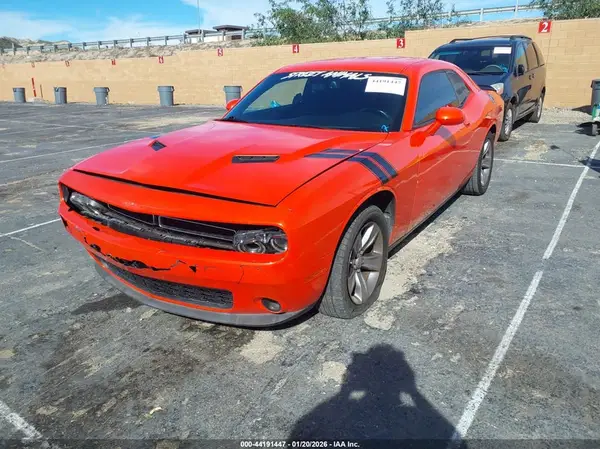 2C3CDZAG7GH305569 2016 DODGE CHALLENGER - Image 2