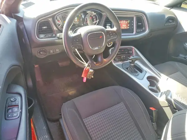 2C3CDZAG7GH349815 2016 DODGE CHALLENGER - Image 8