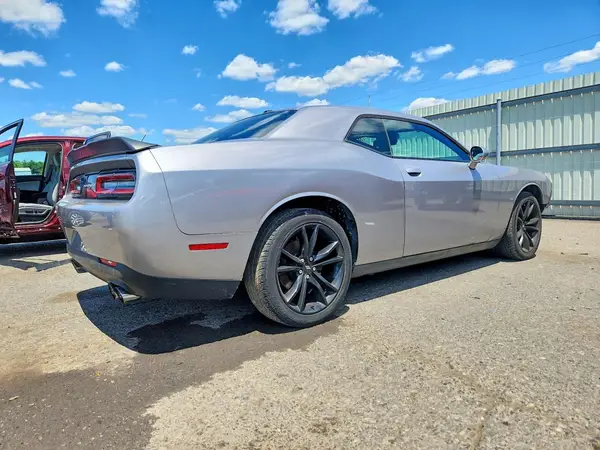 2C3CDZAG7HH502789 2017 DODGE CHALLENGER - Image 2
