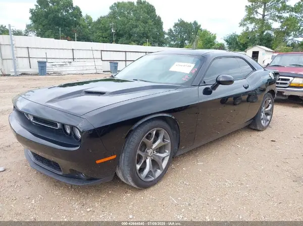 2C3CDZAG7HH503036 2017 DODGE CHALLENGER - Image 2