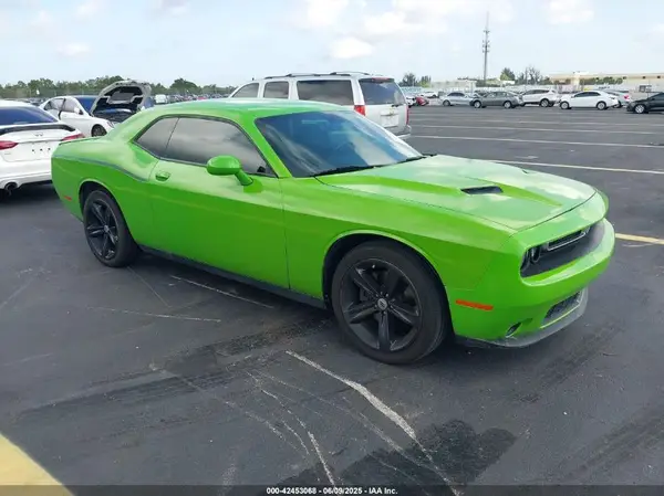 2C3CDZAG7HH627114 2017 DODGE CHALLENGER - Image 1