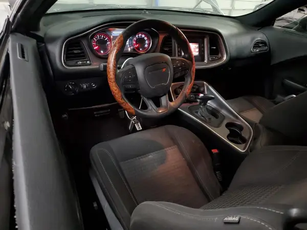 2C3CDZAG7HH658606 2017 DODGE CHALLENGER - Image 8